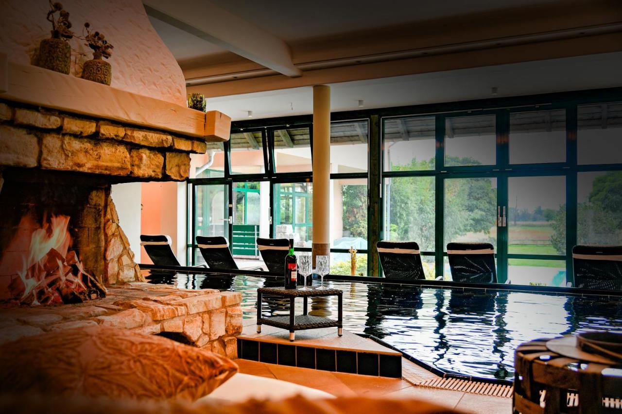 Christinenhof & Spa - Wellnesshotel Am Rande Des Spreewalds Tauer Buitenkant foto