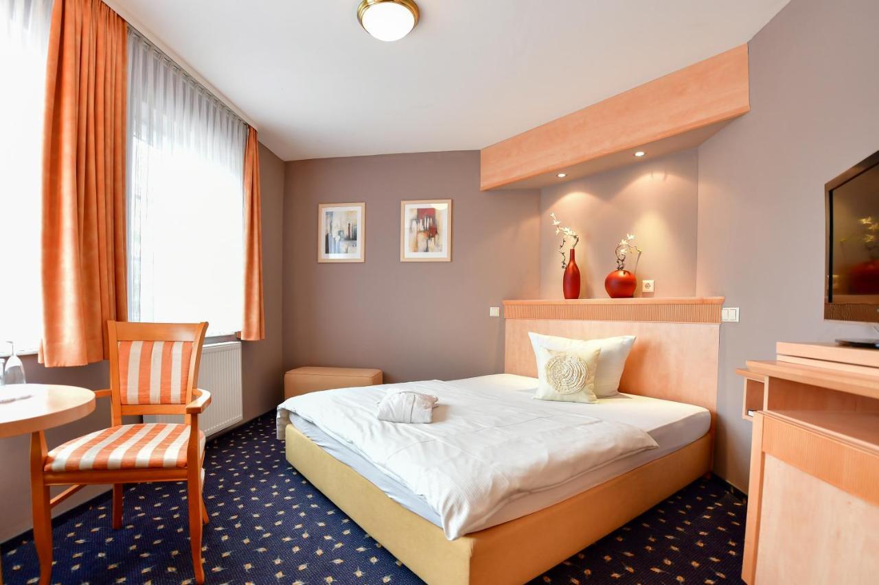 Christinenhof & Spa - Wellnesshotel Am Rande Des Spreewalds Tauer Buitenkant foto