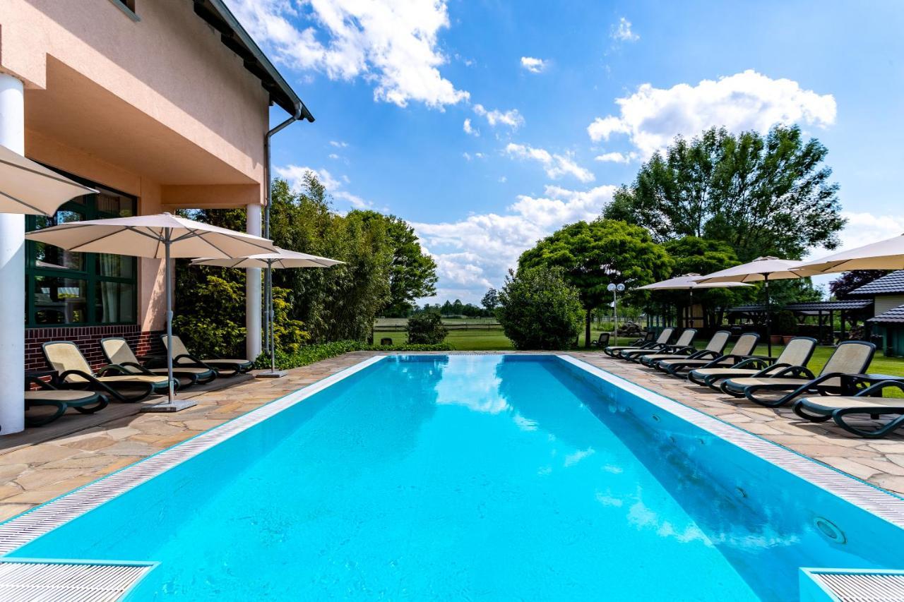 Christinenhof & Spa - Wellnesshotel Am Rande Des Spreewalds Tauer Buitenkant foto