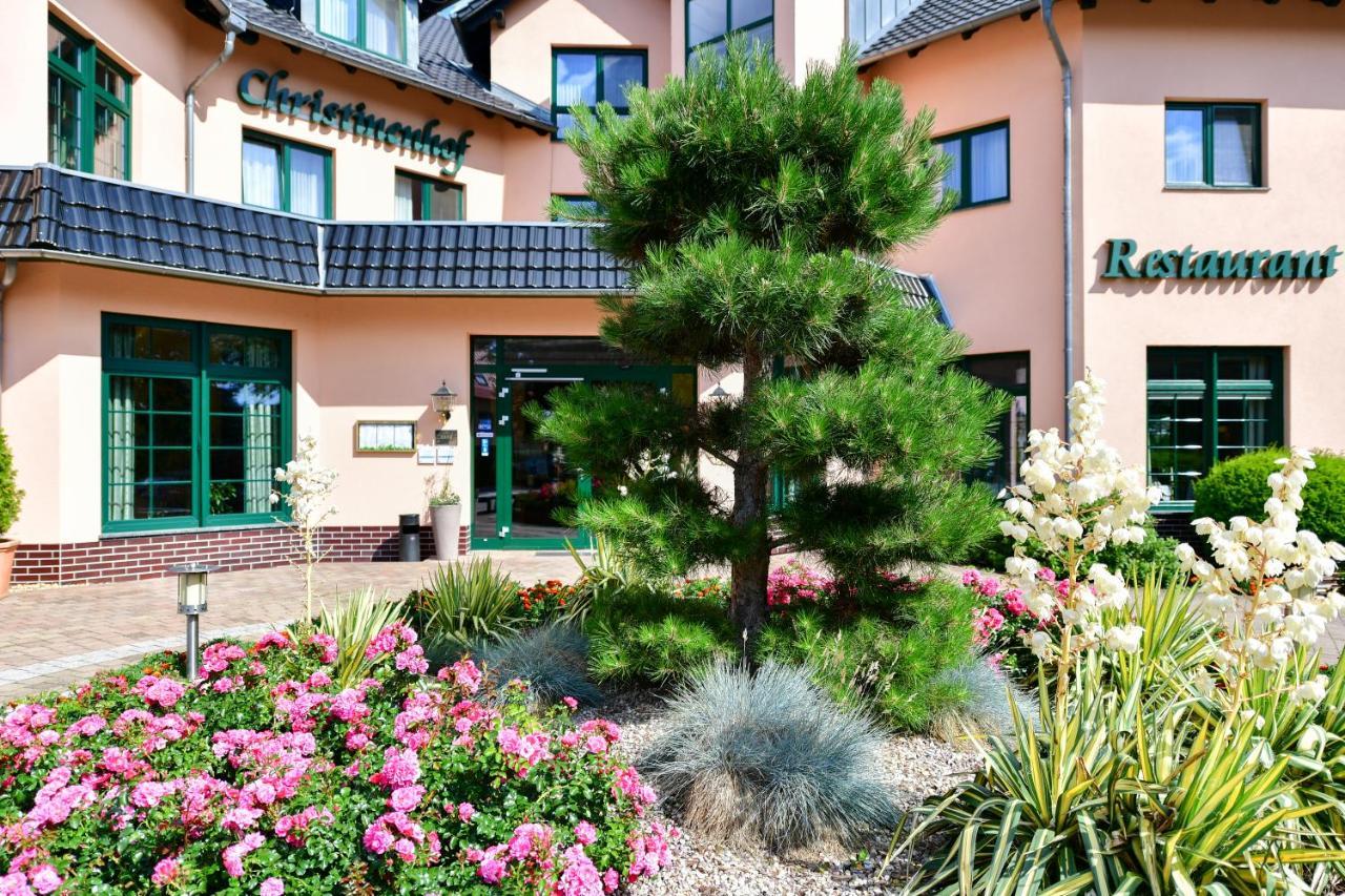 Christinenhof & Spa - Wellnesshotel Am Rande Des Spreewalds Tauer Buitenkant foto